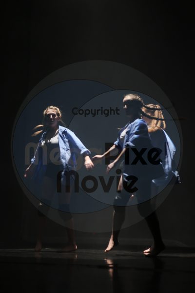 Dorothy Stringer Show - Image 3803