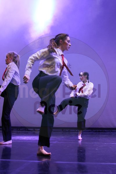Dorothy Stringer Show - Image 9874