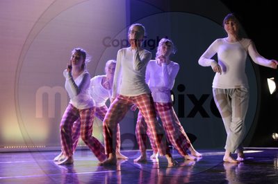Dorothy Stringer Show - Image 4040