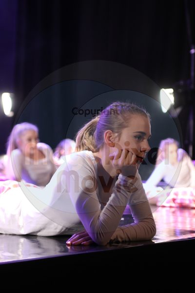 Dorothy Stringer Show - Image 4110