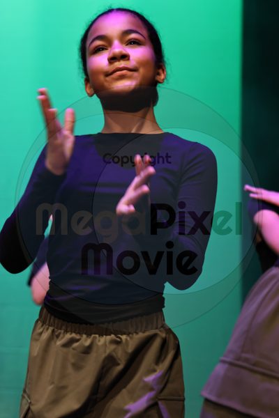 Dorothy Stringer Show - Image 1_696A2916