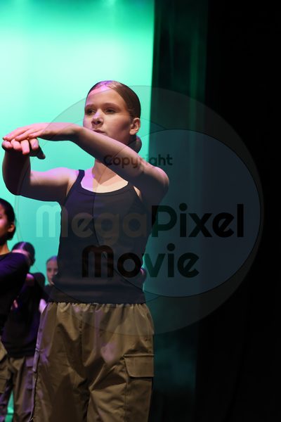 Dorothy Stringer Show - Image 1_696A2923