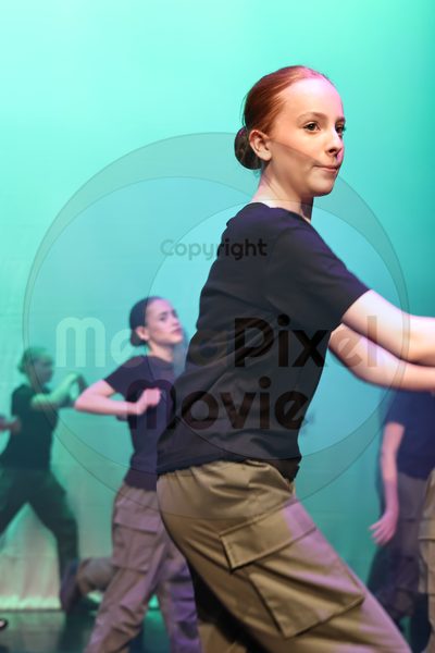 Dorothy Stringer Show - Image 1_696A3191