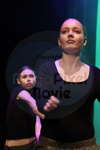 Dorothy Stringer Show - Image 1_696A3268