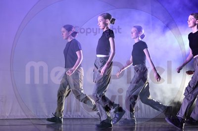 Dorothy Stringer Show - Image 696A3615