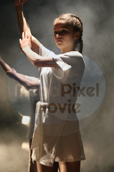 Dorothy Stringer Show - Image 0597
