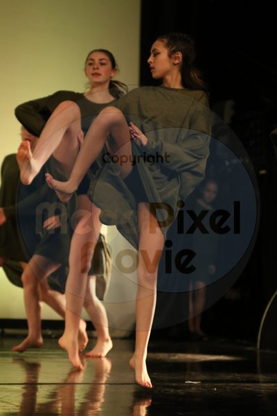 Dorothy Stringer Show - Image 2157