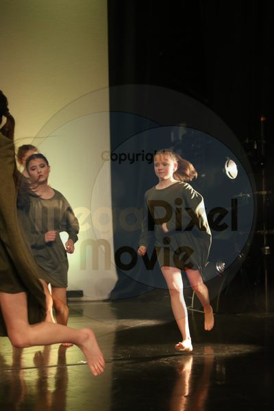 Dorothy Stringer Show - Image 2272