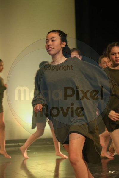 Dorothy Stringer Show - Image 2277