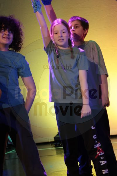 Let's Dance - Image 696A0668