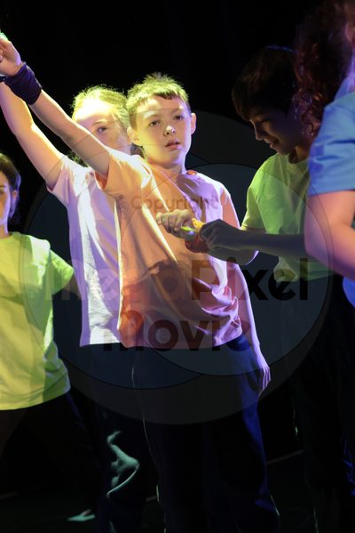 Let's Dance - Image 696A0694