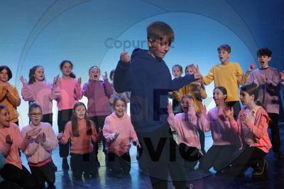 Let's Dance - Image 696A5793