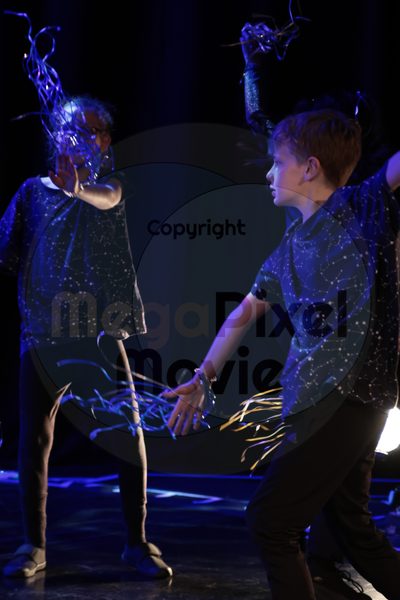 Let's Dance - Image 696A9236