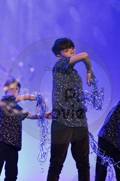 Let's Dance - Image 696A9700