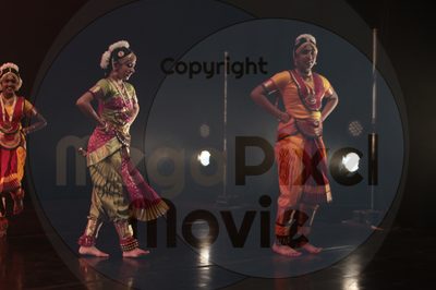 Let's Dance - Image 0938