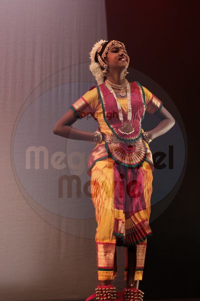 Let's Dance - Image 1228