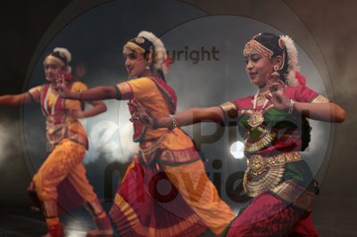 Let's Dance - Image 1536