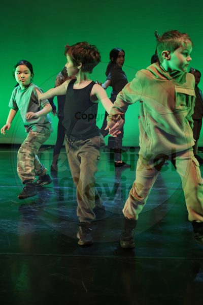 Let's Dance - Image 696A8399