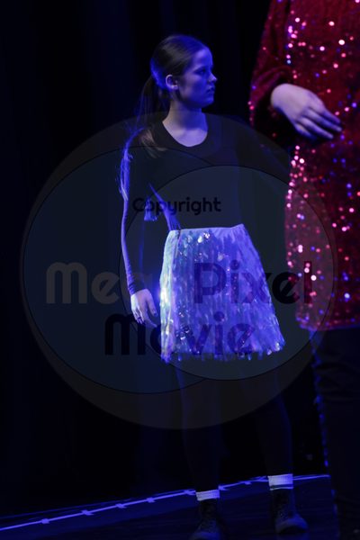 Let's Dance - Image 696A2729-2