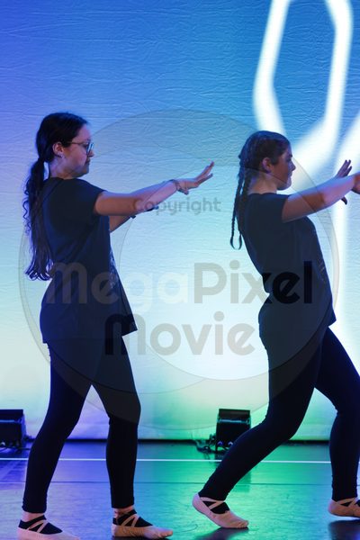 Let's Dance - Image 696A8872