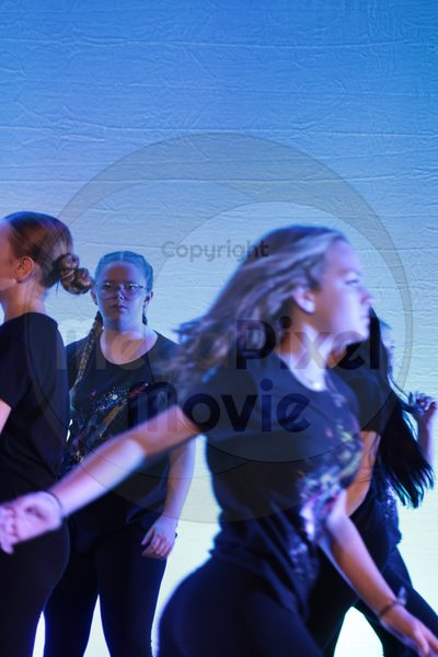 Let's Dance - Image 696A9422