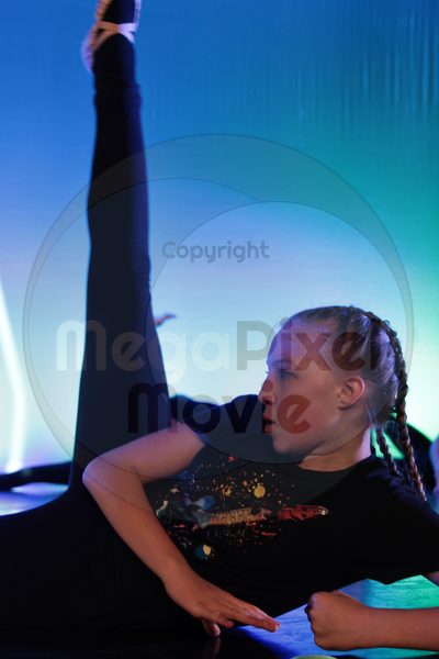 Let's Dance - Image 696A9529-2