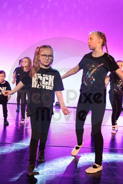 Let's Dance - Image 696A9656