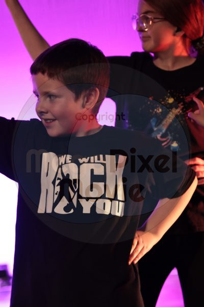 Let's Dance - Image 696A9699