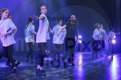 Let's Dance - Image 35522