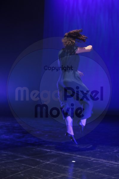 Let's Dance - Image 37271