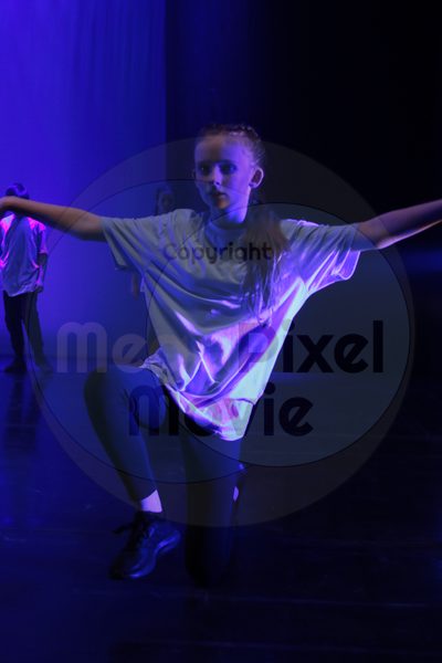 Let's Dance - Image 3883