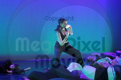 Let's Dance - Image 43171