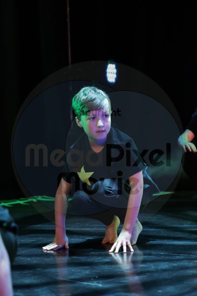 Let's Dance - Image 696A3235