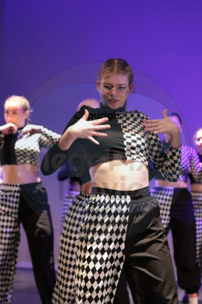 Dorothy Stringer Show - Image 7517