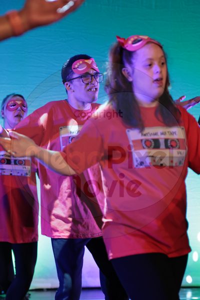 Let's Dance - Image 696A1074