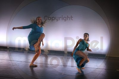 Dorothy Stringer Show - Image 8693