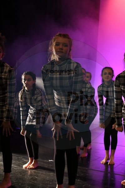 Dorothy Stringer Show - Image 0260