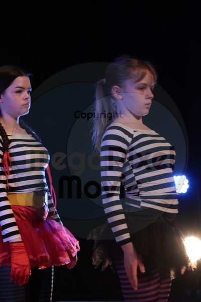 Dorothy Stringer Show - Image 1_696A6515