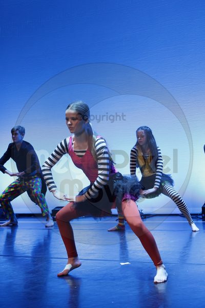 Dorothy Stringer Show - Image 1_696A6787