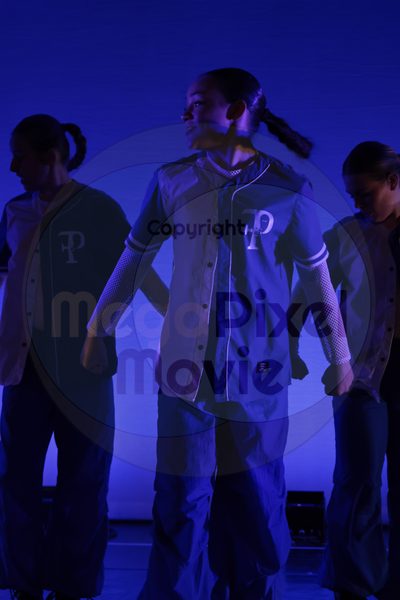 Dorothy Stringer Show - Image 1_696A9570-3