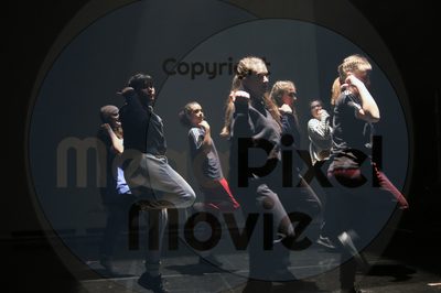 Dorothy Stringer Show - Image 0134
