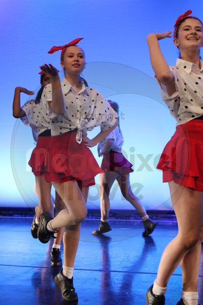Dorothy Stringer Show - Image 9702