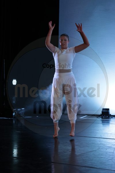 Dorothy Stringer Show - Image 1_696A0648