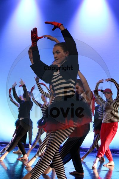 Dorothy Stringer Show - Image 0752