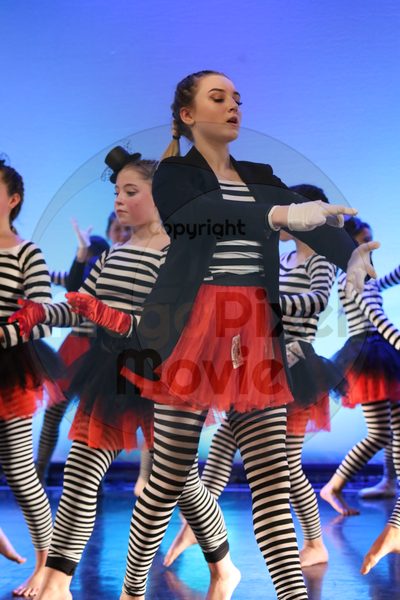 Dorothy Stringer Show - Image 0993