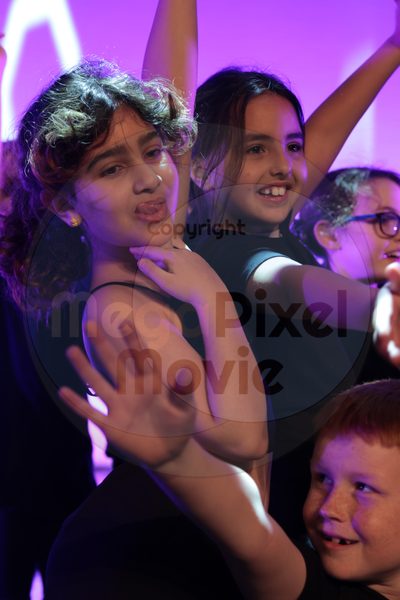 Let's Dance - Image 696A1539