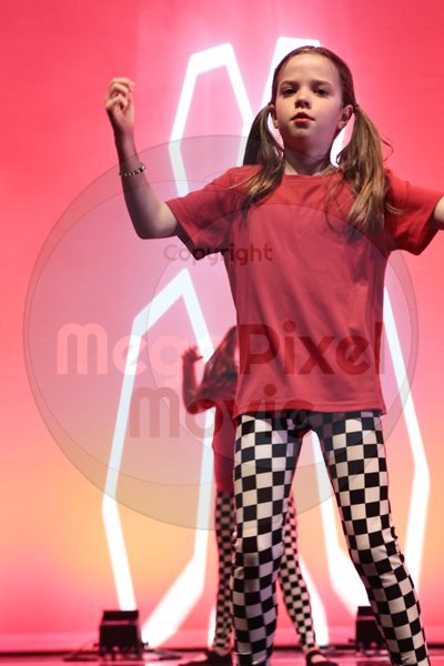 Let's Dance - Image 696A4608