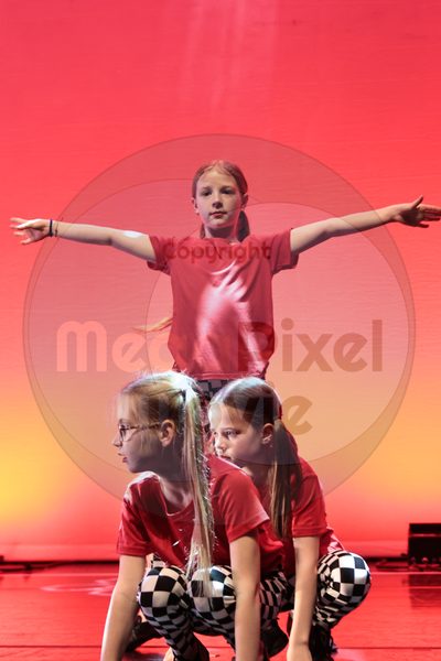 Let's Dance - Image 696A4642