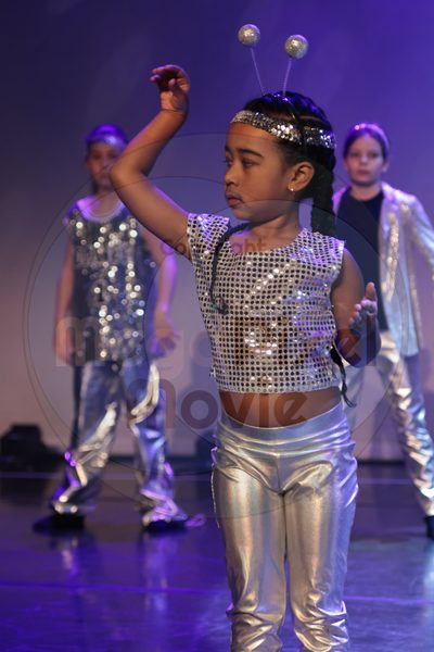 Let's Dance - Image 696A2395-2