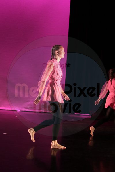 Dorothy Stringer Show - Image 0400